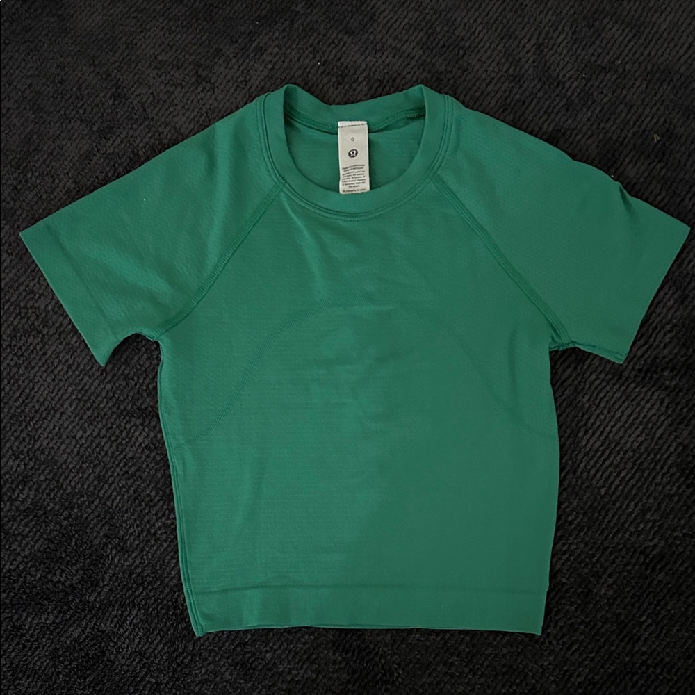 lululemon athletica Kids Green Short Sleeve Tee